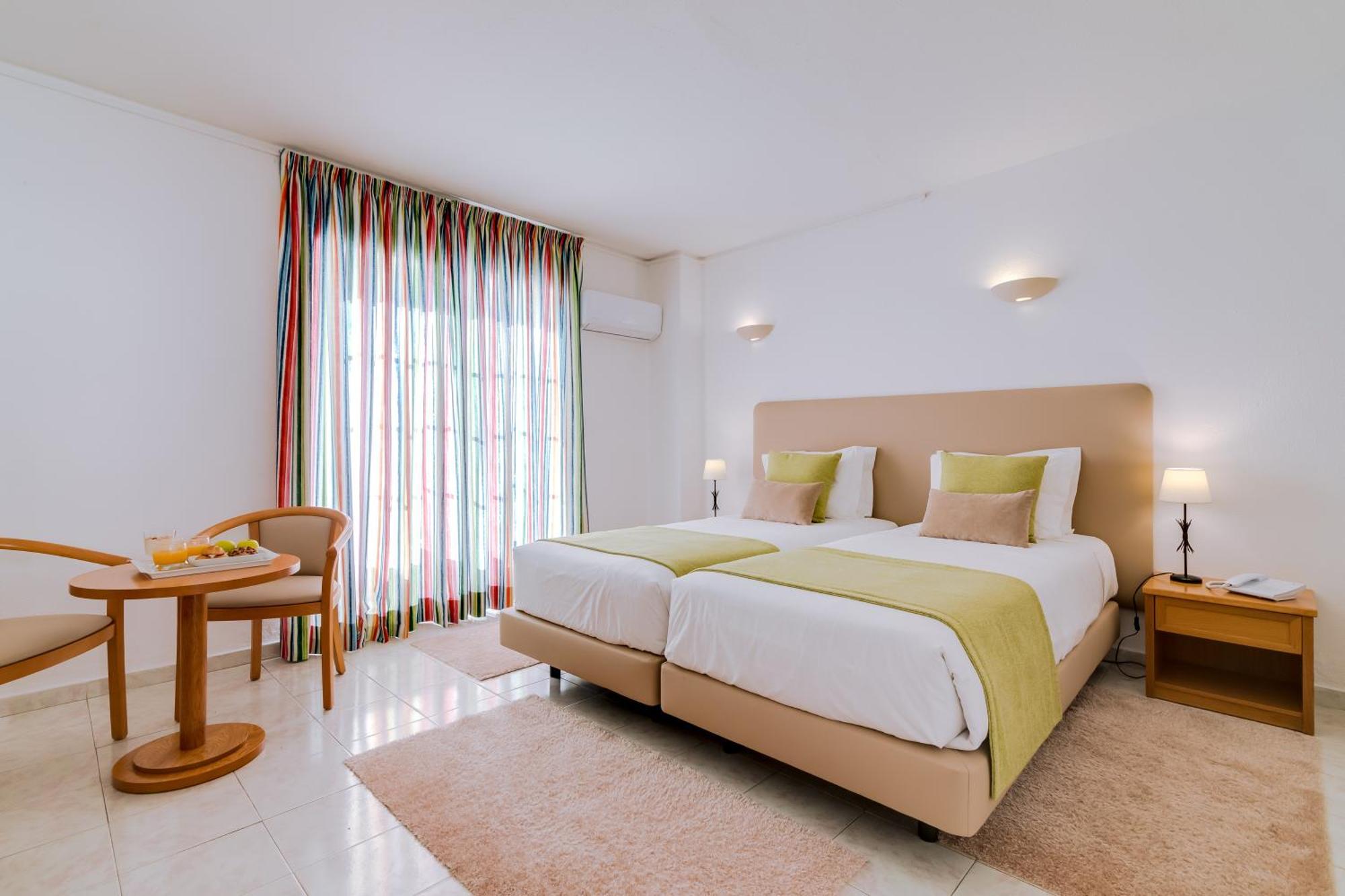 Monica Isabel Beach Club Albufeira Habitación foto